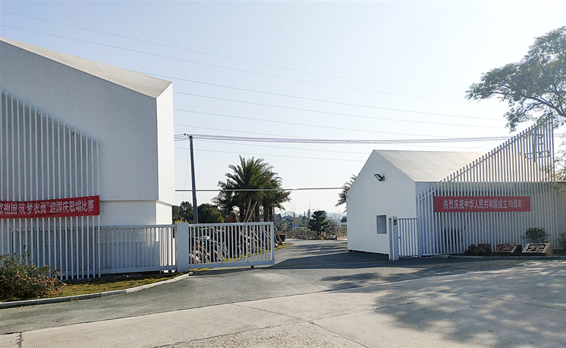 湘潭湘鄉(xiāng)綠茵園-鋅鋼平移門(mén)10米